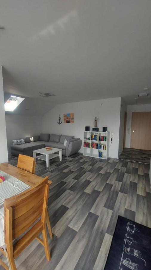 Ferienwohnung Krabbe Im Haus-Neuharlingersiel Exterior foto